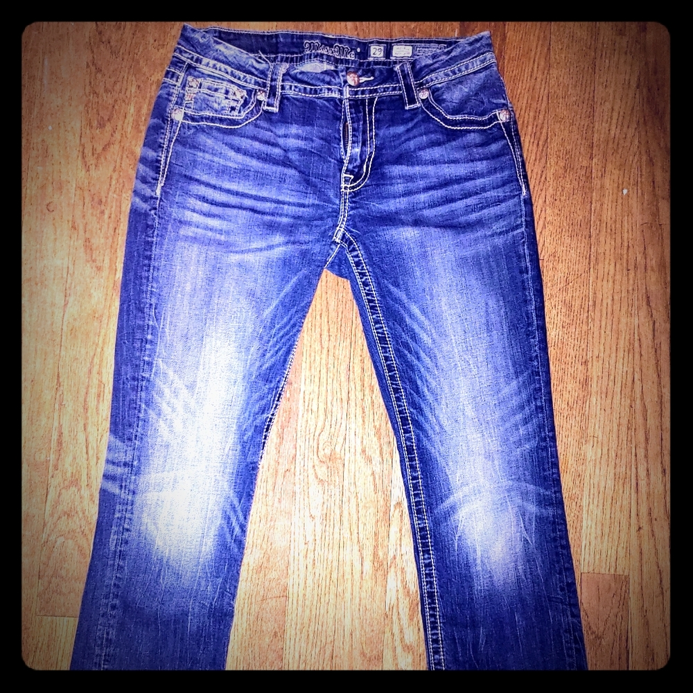 Miss Me Capris Mid-Rise Easy Crop Size 29